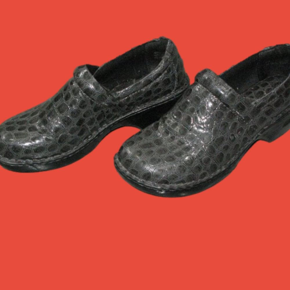 b.o.c. Vegan Comfy Crocodile Slip-on Loafers Size 11